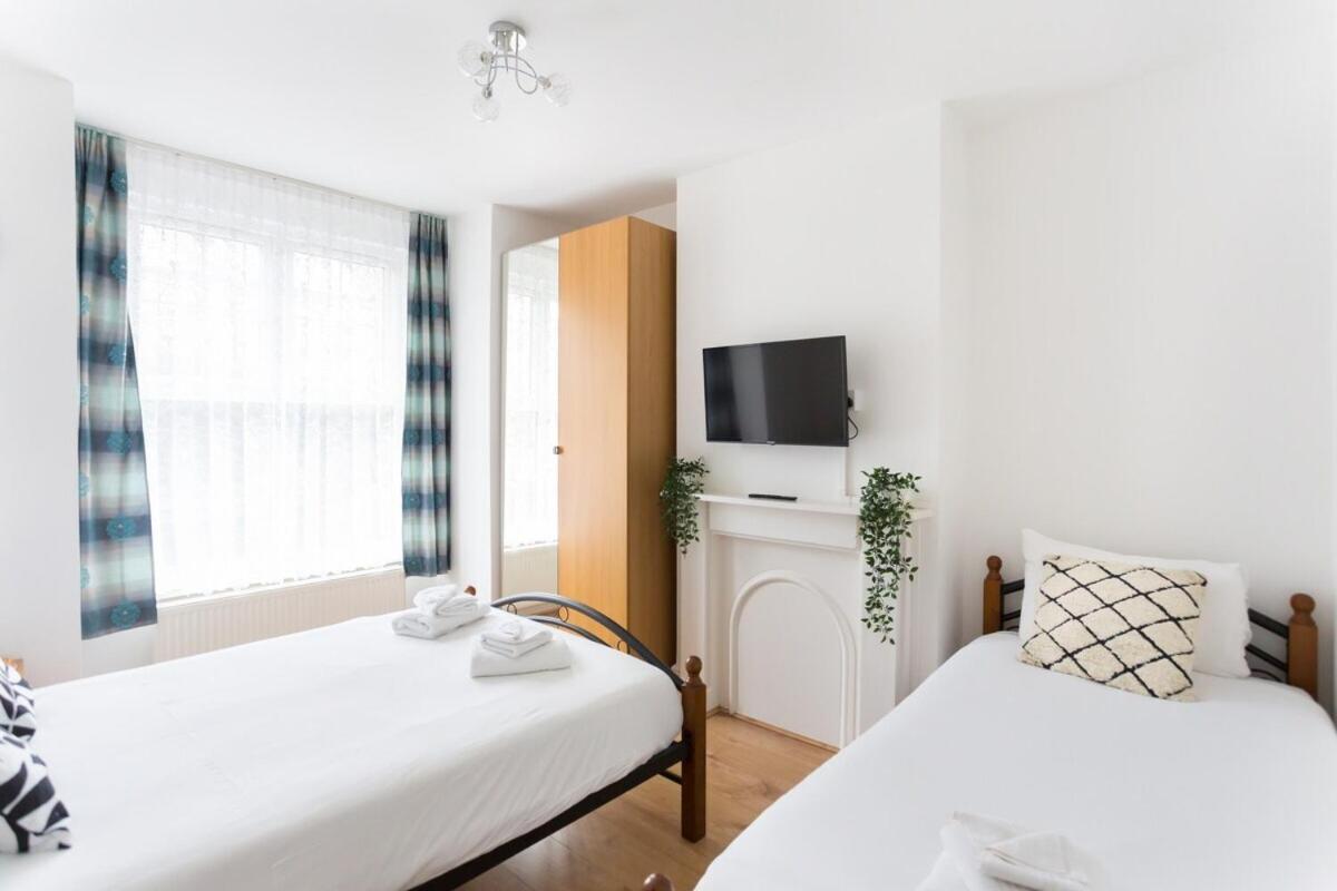 City Center Camden Market Budget Apartment And Rooms 런던 외부 사진