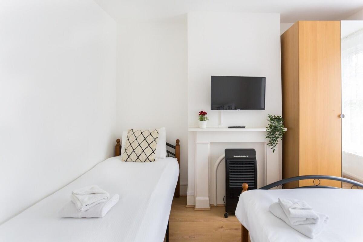 City Center Camden Market Budget Apartment And Rooms 런던 외부 사진