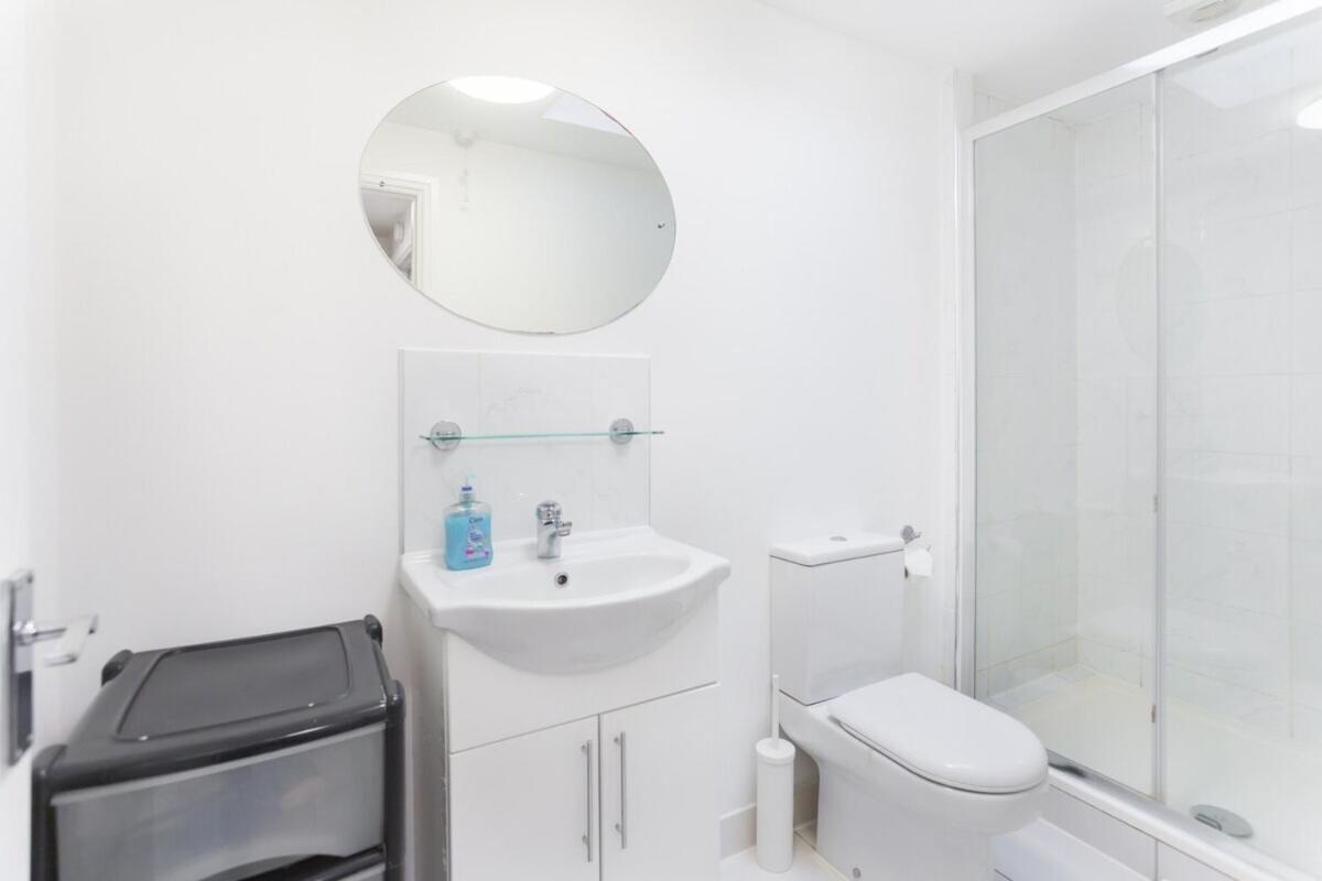 City Center Camden Market Budget Apartment And Rooms 런던 외부 사진