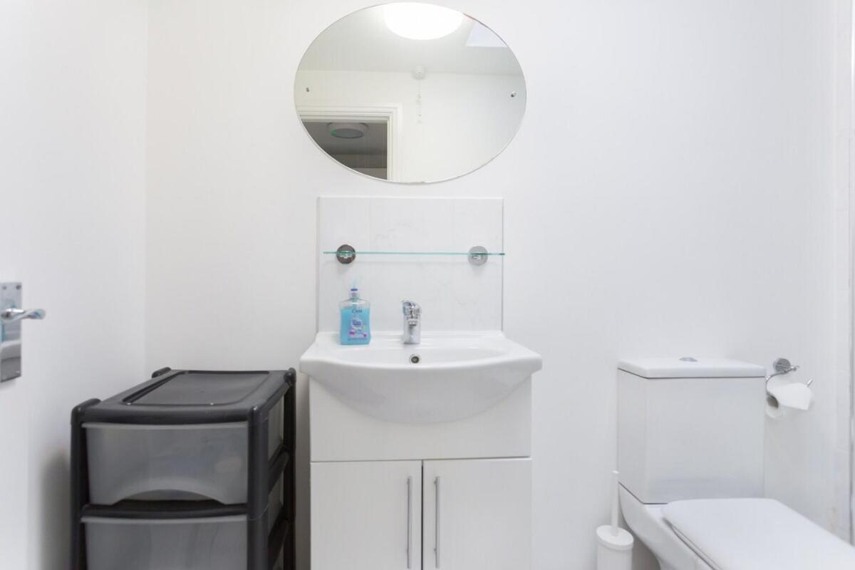 City Center Camden Market Budget Apartment And Rooms 런던 외부 사진