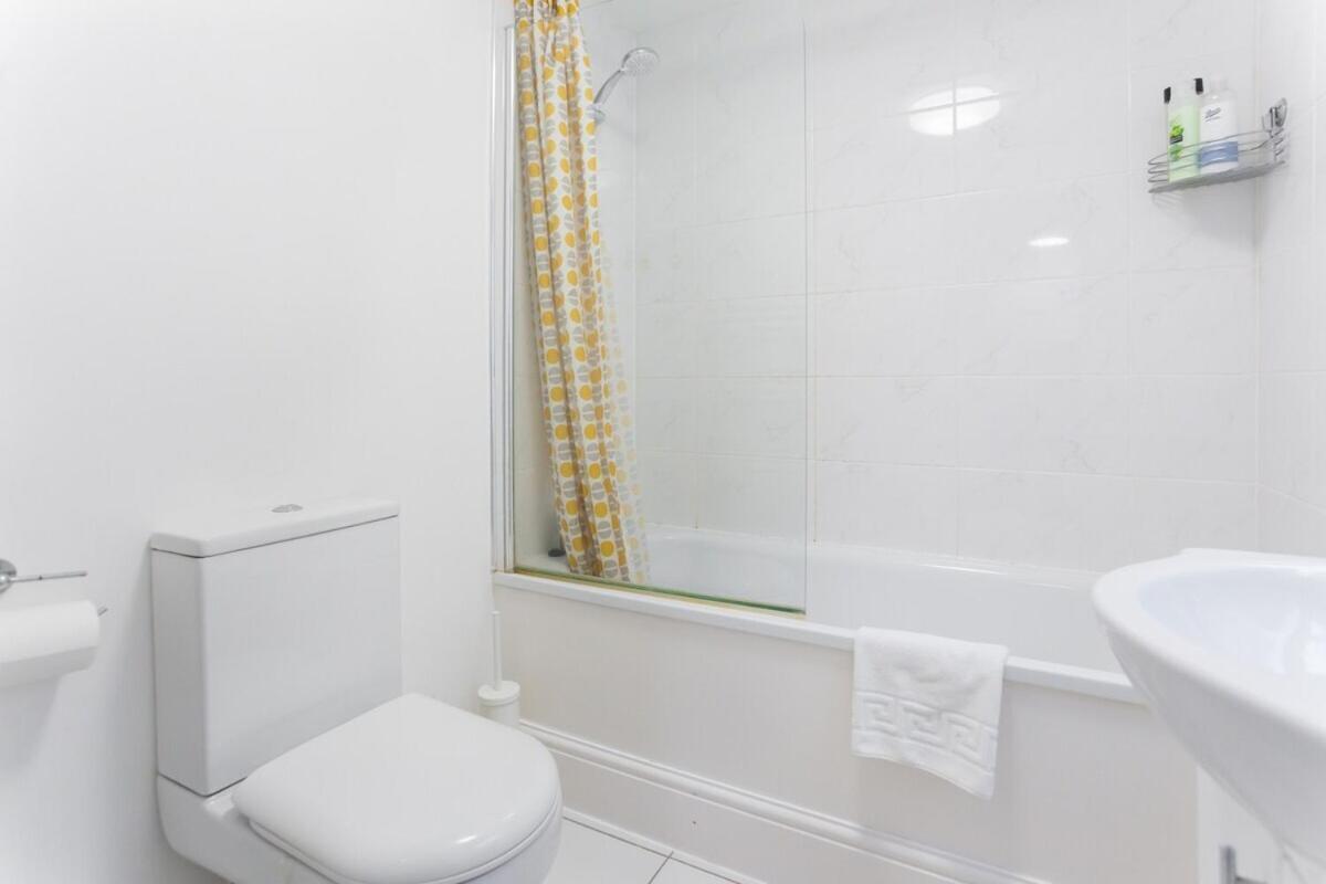 City Center Camden Market Budget Apartment And Rooms 런던 외부 사진
