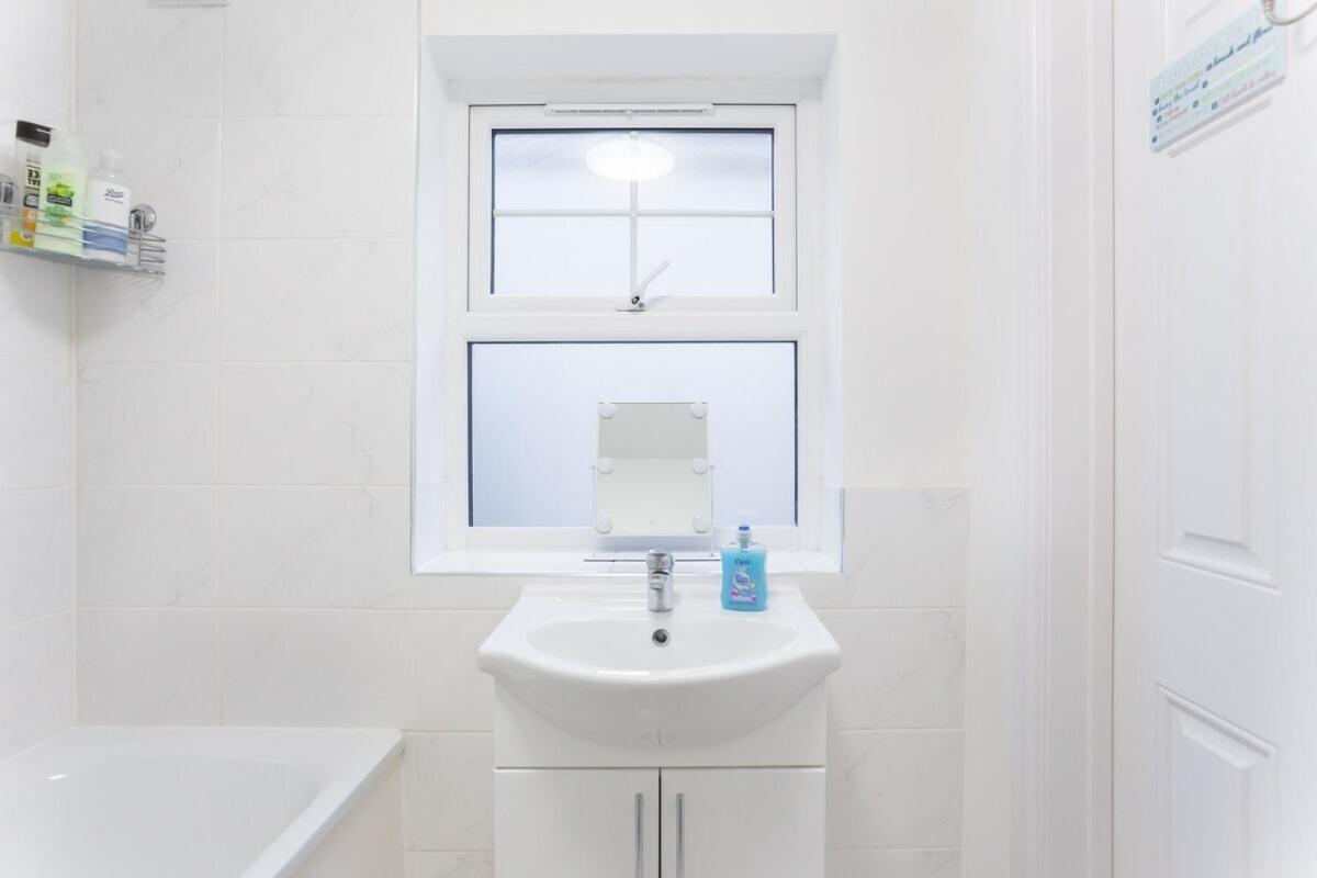 City Center Camden Market Budget Apartment And Rooms 런던 외부 사진