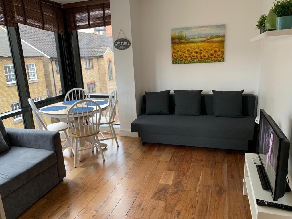 City Center Camden Market Budget Apartment And Rooms 런던 외부 사진