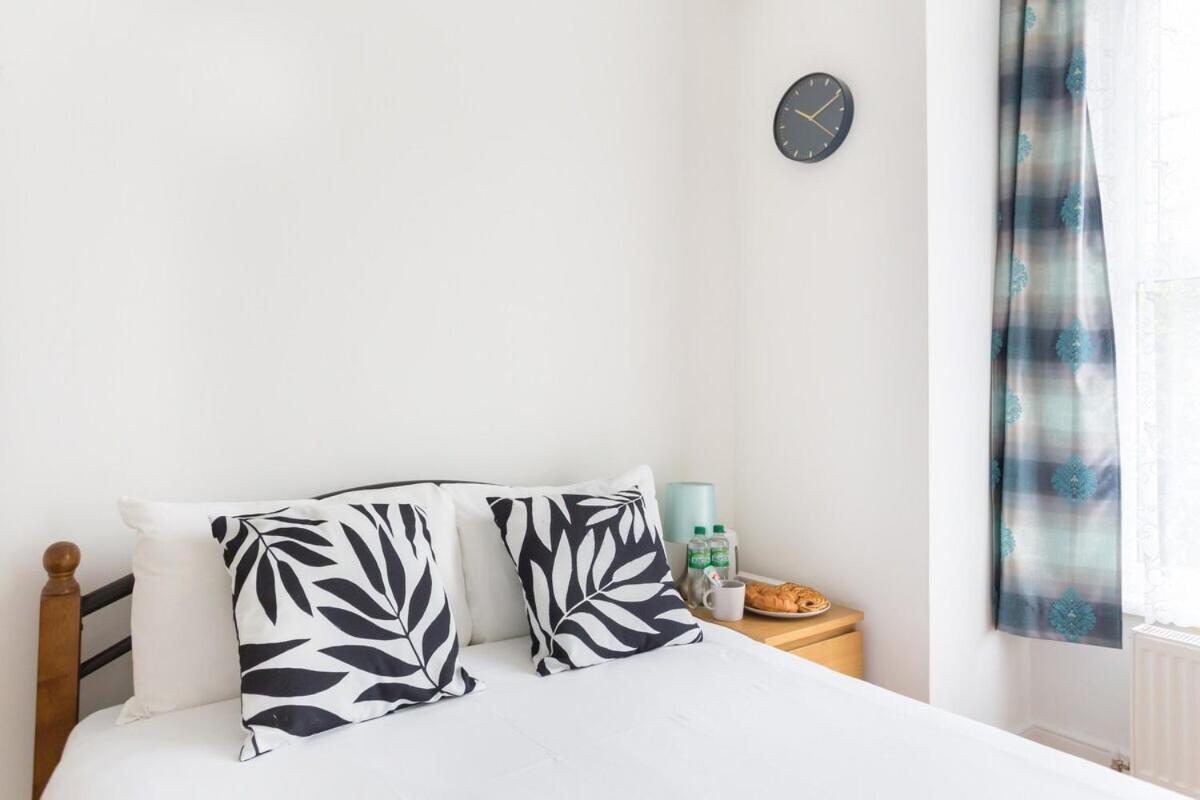 City Center Camden Market Budget Apartment And Rooms 런던 외부 사진