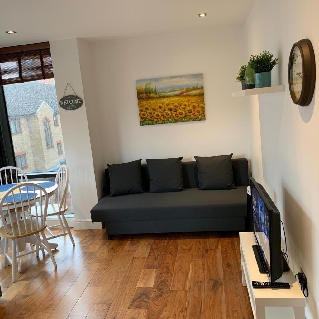 City Center Camden Market Budget Apartment And Rooms 런던 외부 사진