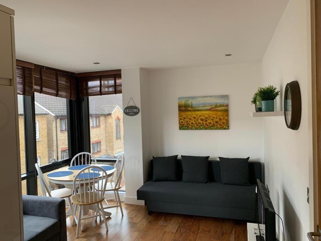 City Center Camden Market Budget Apartment And Rooms 런던 외부 사진