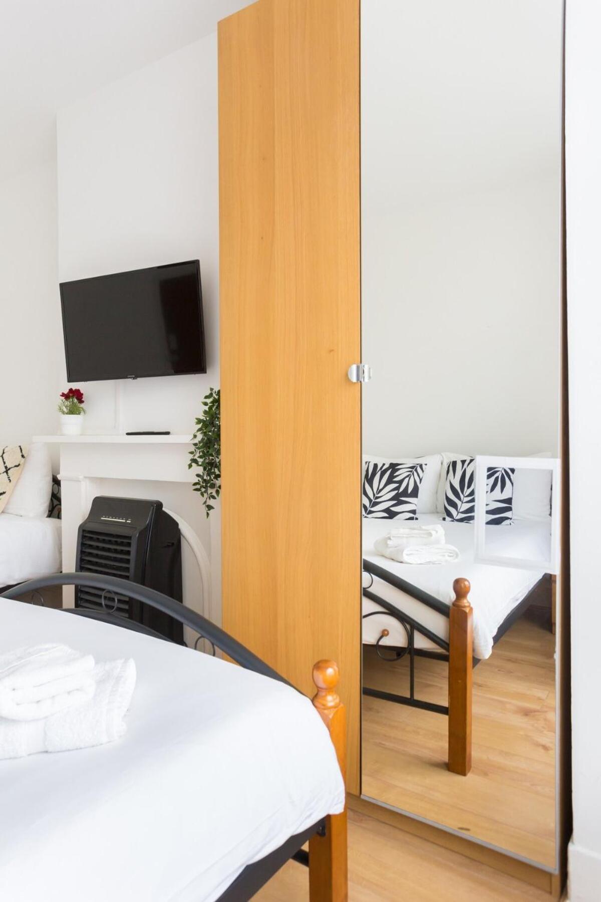 City Center Camden Market Budget Apartment And Rooms 런던 외부 사진